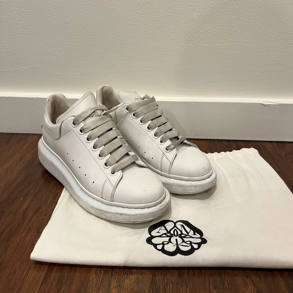 Alexander McQueen white Oversized Sneaker size 39